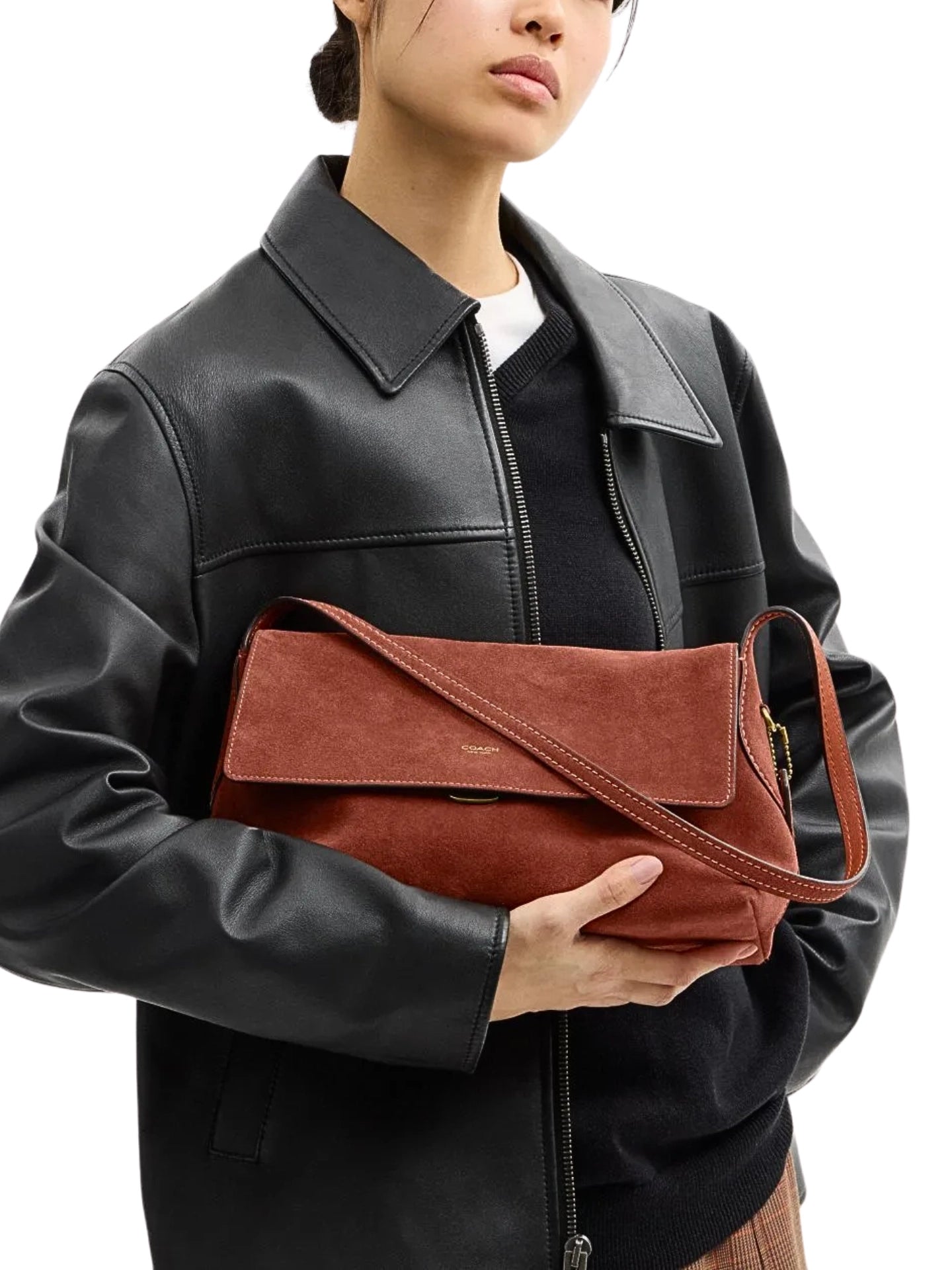 on-model-1-Coach-Chelsea-Shoulder-Bag-30-Clay
