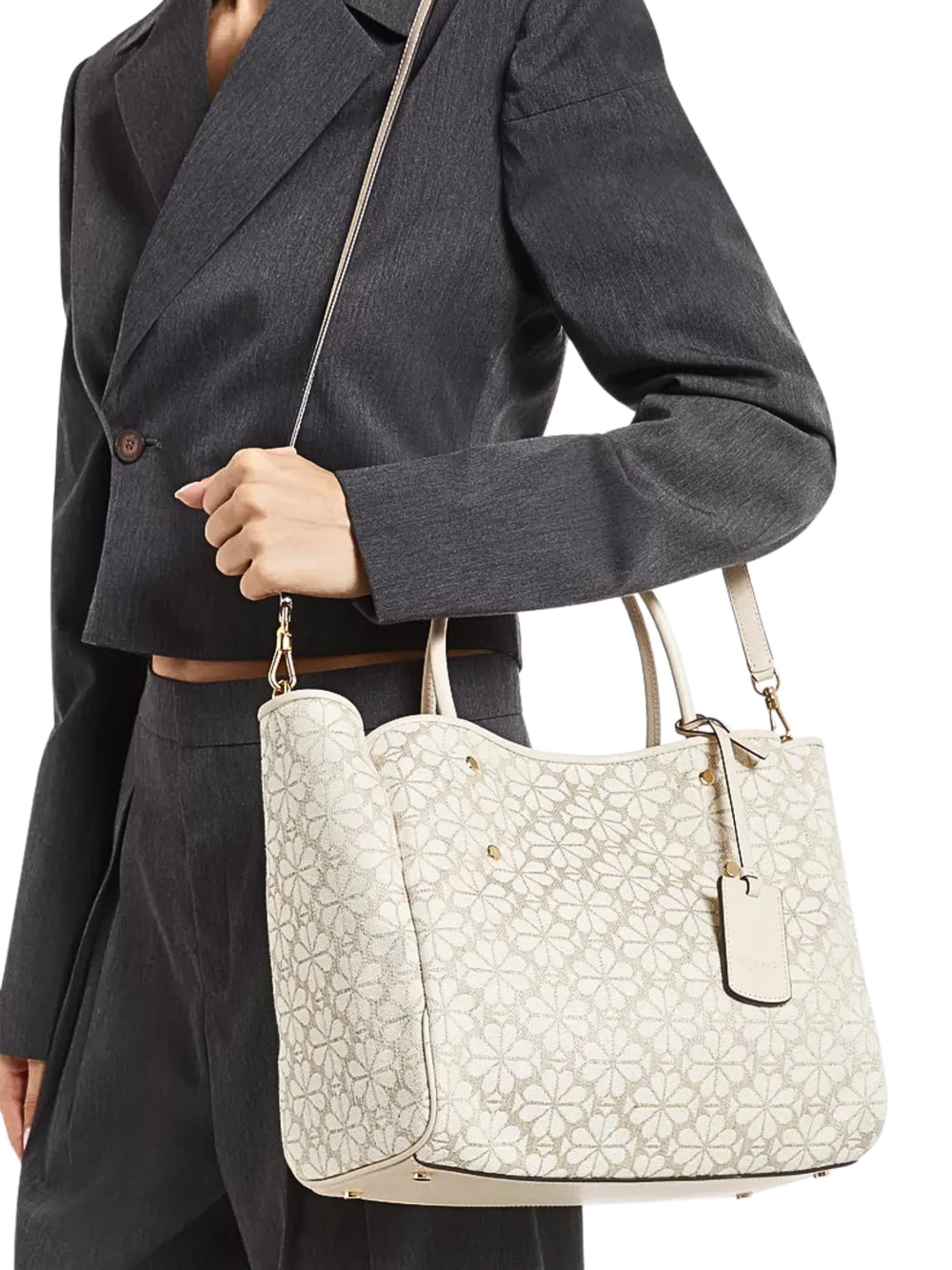 on-model-1-Kate-Spade-Flower-Jacquard-Medium-Everything-Tote-Bag-Natural-Multi