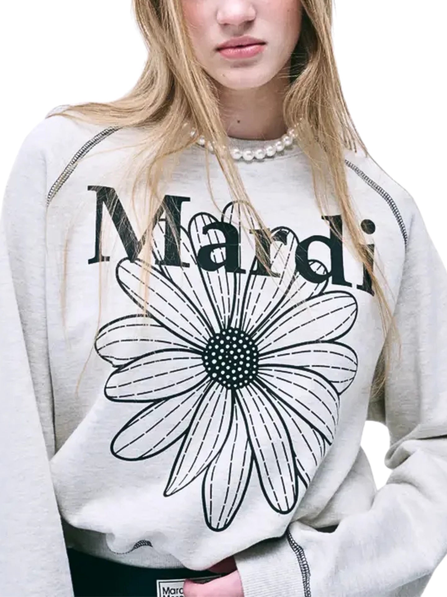 on-model-1-Mardi-Mercredi-Sweatshirt-Raglan-Flowermardi-Oatmeal-Black