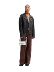 on-model-2-Coah-Tabby-Shoulder-Bag-20-Chalk
