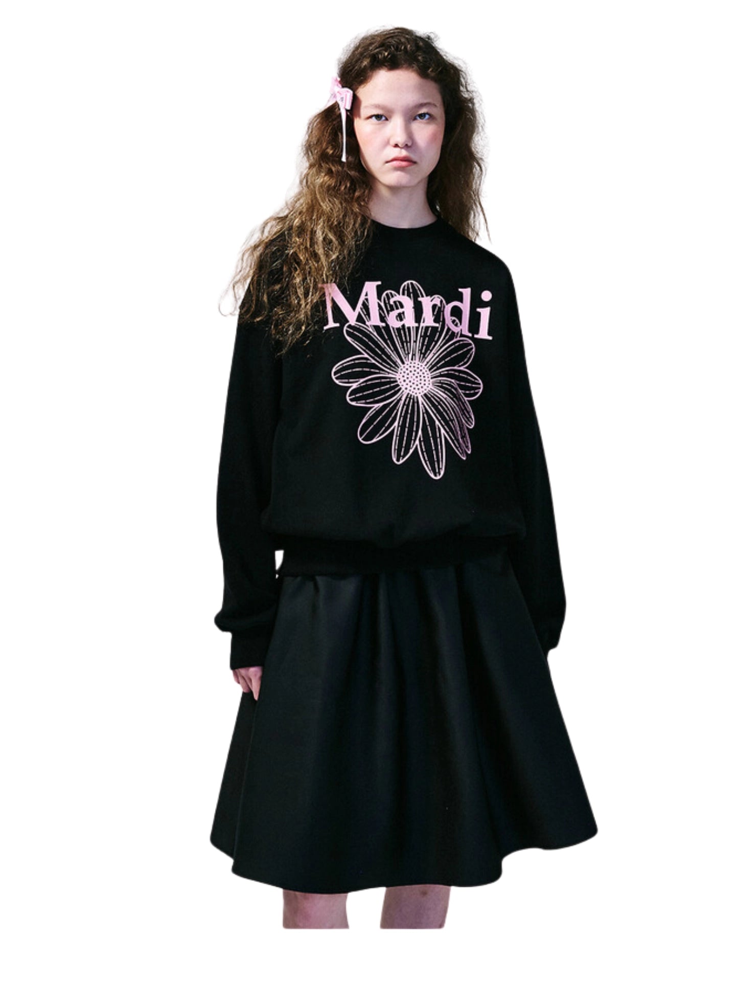 on-model-2-Mardi-Mercredi-Sweatshirt-Flowermardi-Blossom-Black-Pink