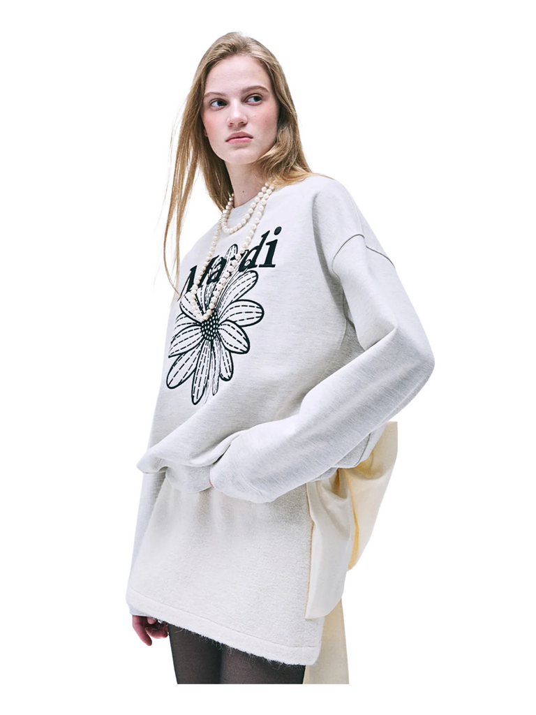 ●Mardi Mercredi●UNISEX SWEATSHIRT NEEDLEWORK_OATMEAL BLACK Mardi Mercredi Sweatshirt Flowermardi Needlework Oatmeal