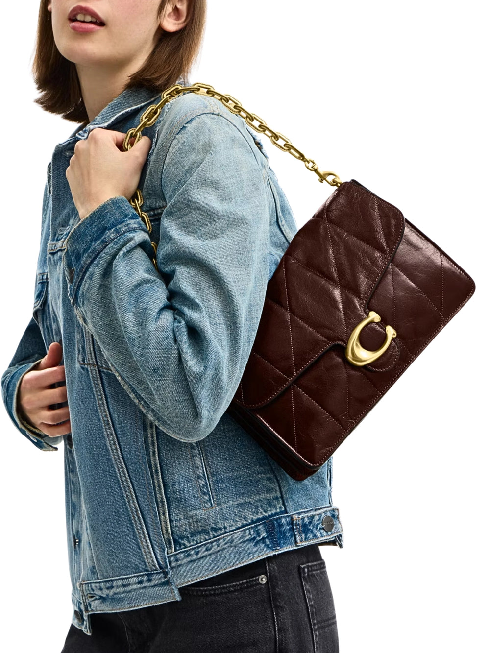 on-model-Coach-Chain-Tabby-Shoulder-Bag-30-With-Quilting-Maple