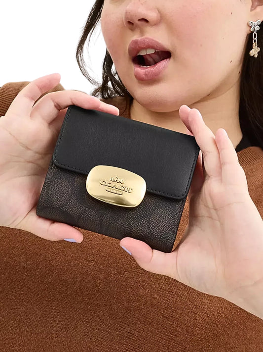 Coach Eliza Small Wallet In Signature Canvas Walnut/Black