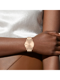 on-model-Coach-Elliot-Watch-41mm-With-Horse-And-Carriage-Rosegold