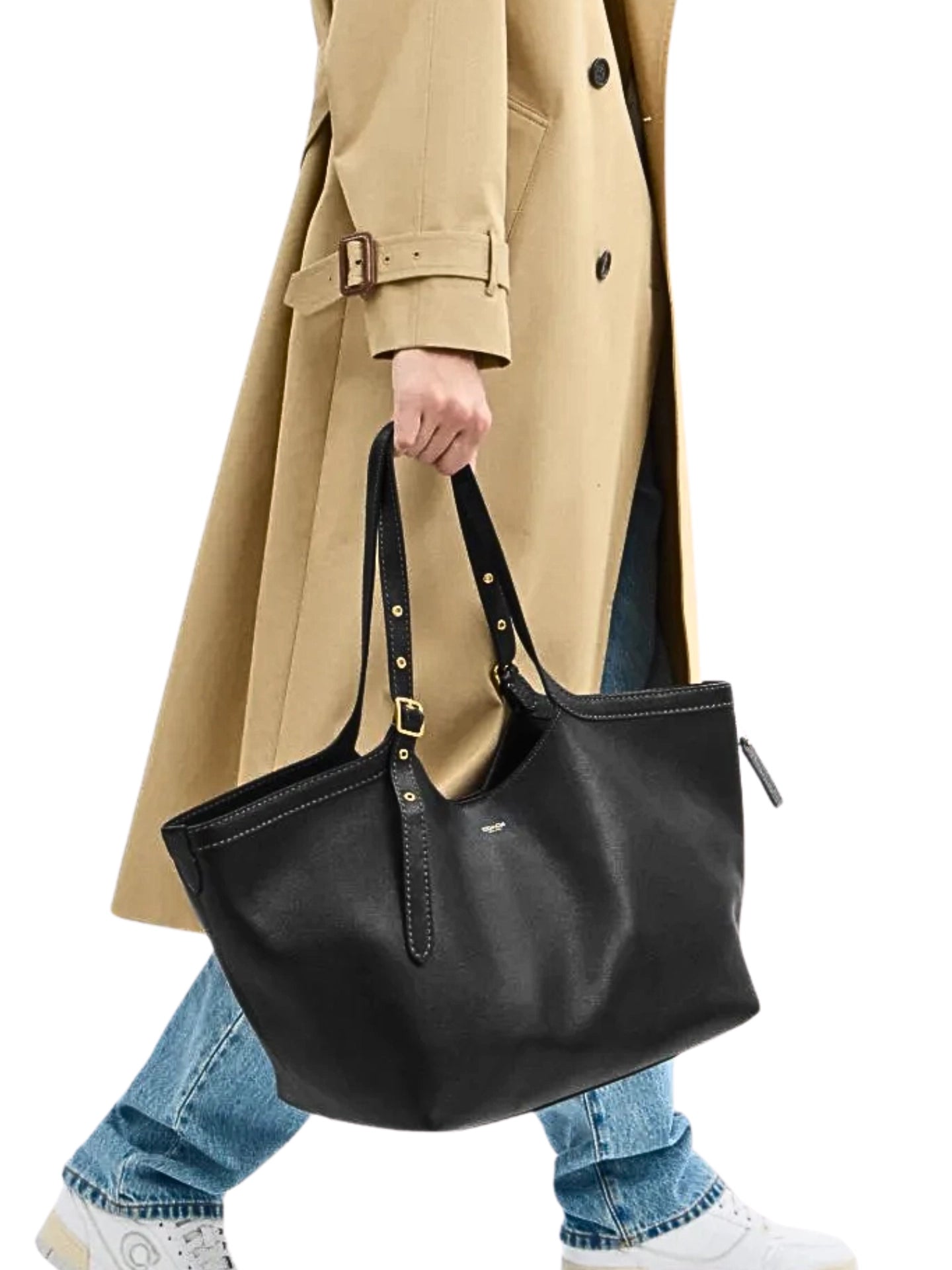 on-model-Coach-Gramercy-Tote-Bag-Black