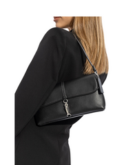on-model-Coach-Hamptons-Bag-Black