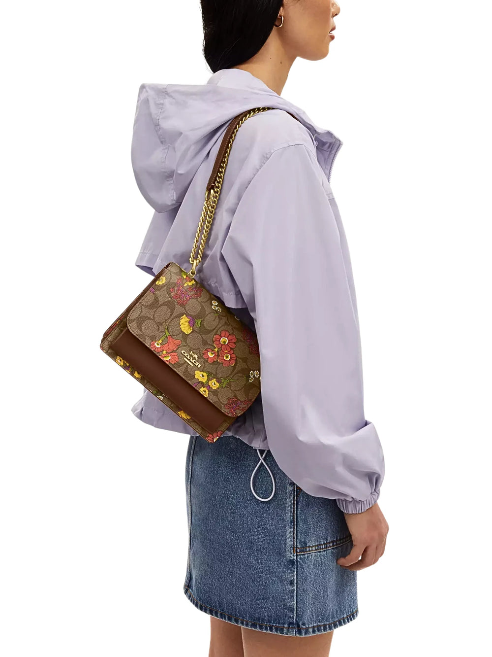 on-model-Coach-Klare-Crossbody-Bag-In-Signature-Canvas-With-Floral-Print-Khaki-Multi