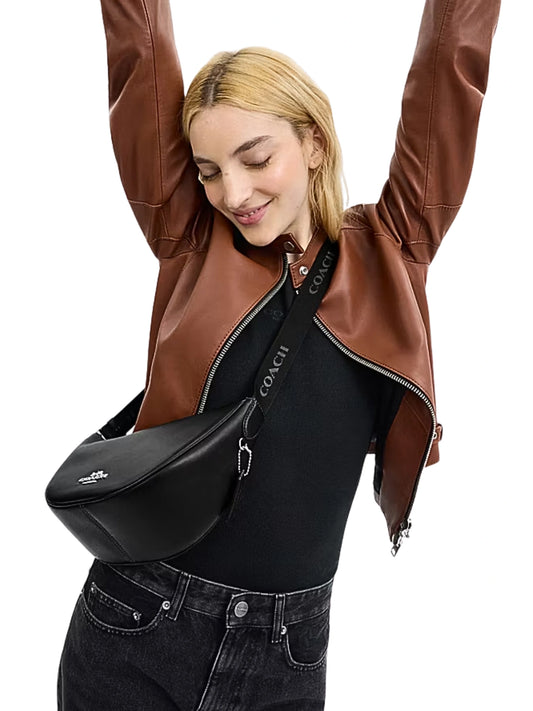 on-model-Coach-Pace-Shoulder-Bag-Black-balilene