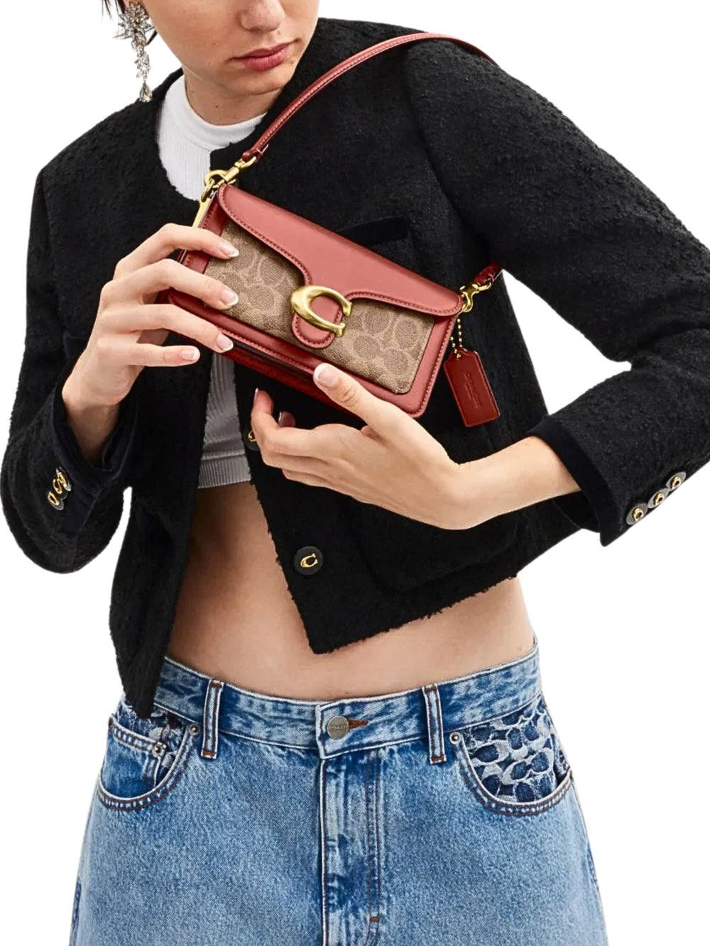 on-model-Coach-Tabby-Shoulder-Bag-20-In-Signature-Canvas-Tan-Rust