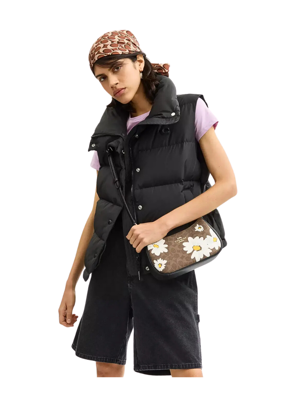 on-model-Coach-Teri-In-Signature-Canvas-With-FloraL-Print-Tan-Multi