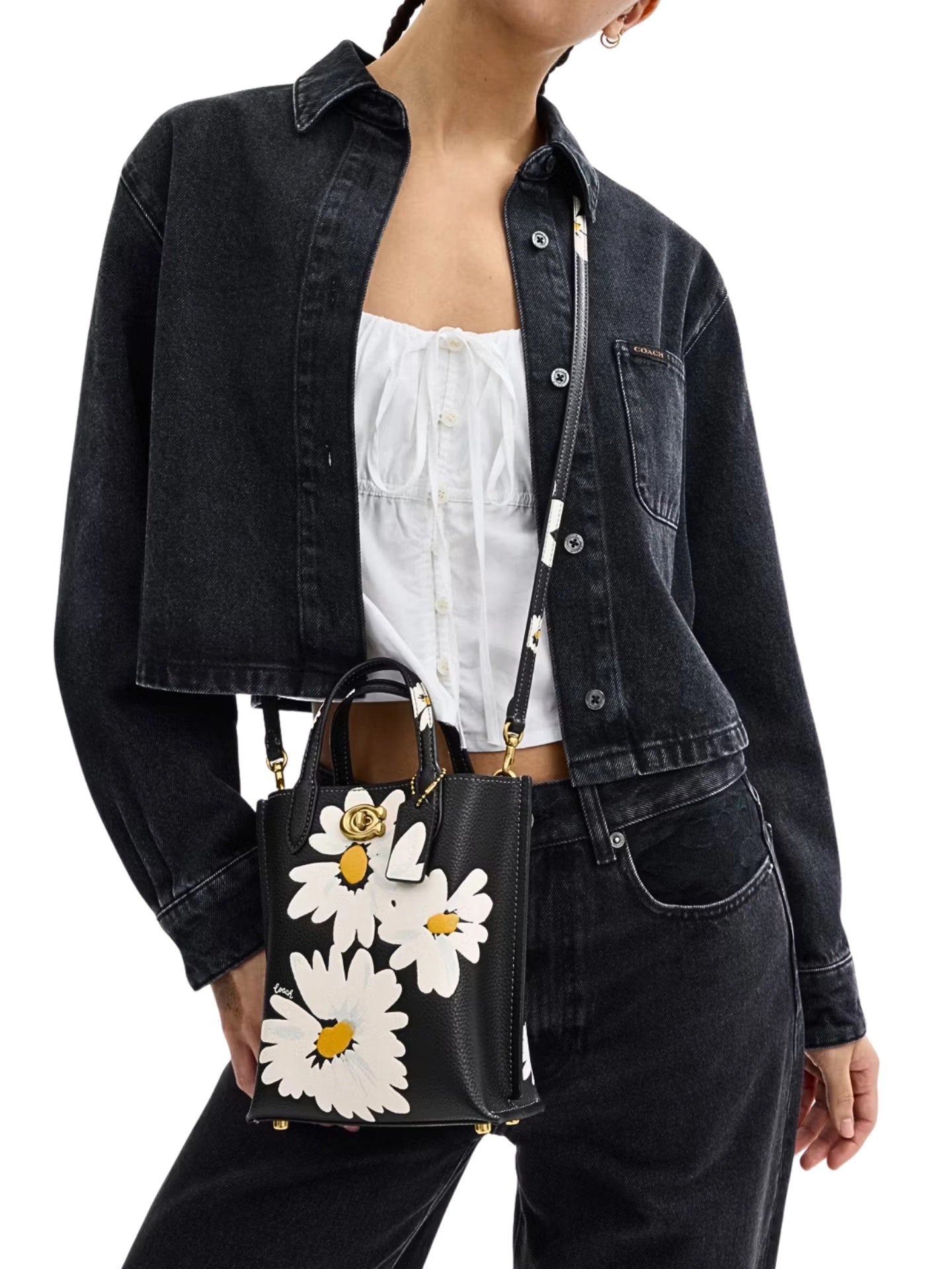 on-model-Coach-Willow-Tote-18-With-Floral-Print-Black