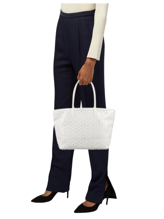 on-model-Goyard-Artois-PM-Bag-White