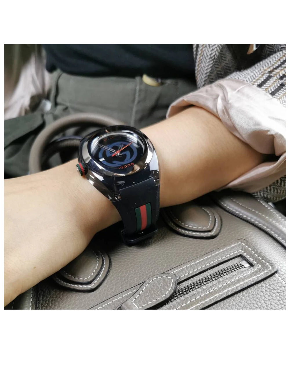 on-model-Gucci-Sync-Sink-Sherry-Line-Stainless-Steel-Rubber-Watch-BlackWEBP