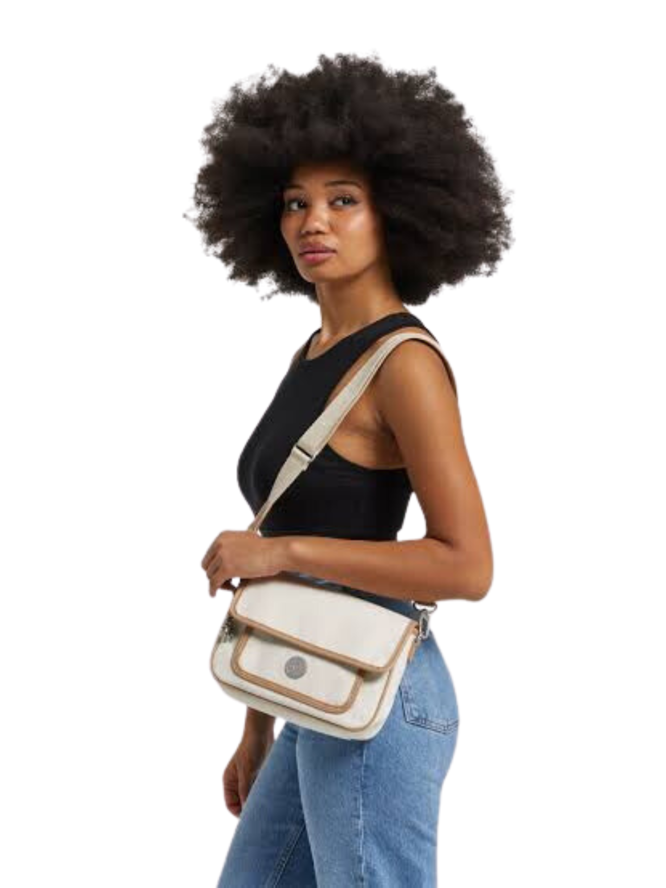 on-model-Kipling-Inaki-Muze-Medium-Shoulder-bag-Tan_1