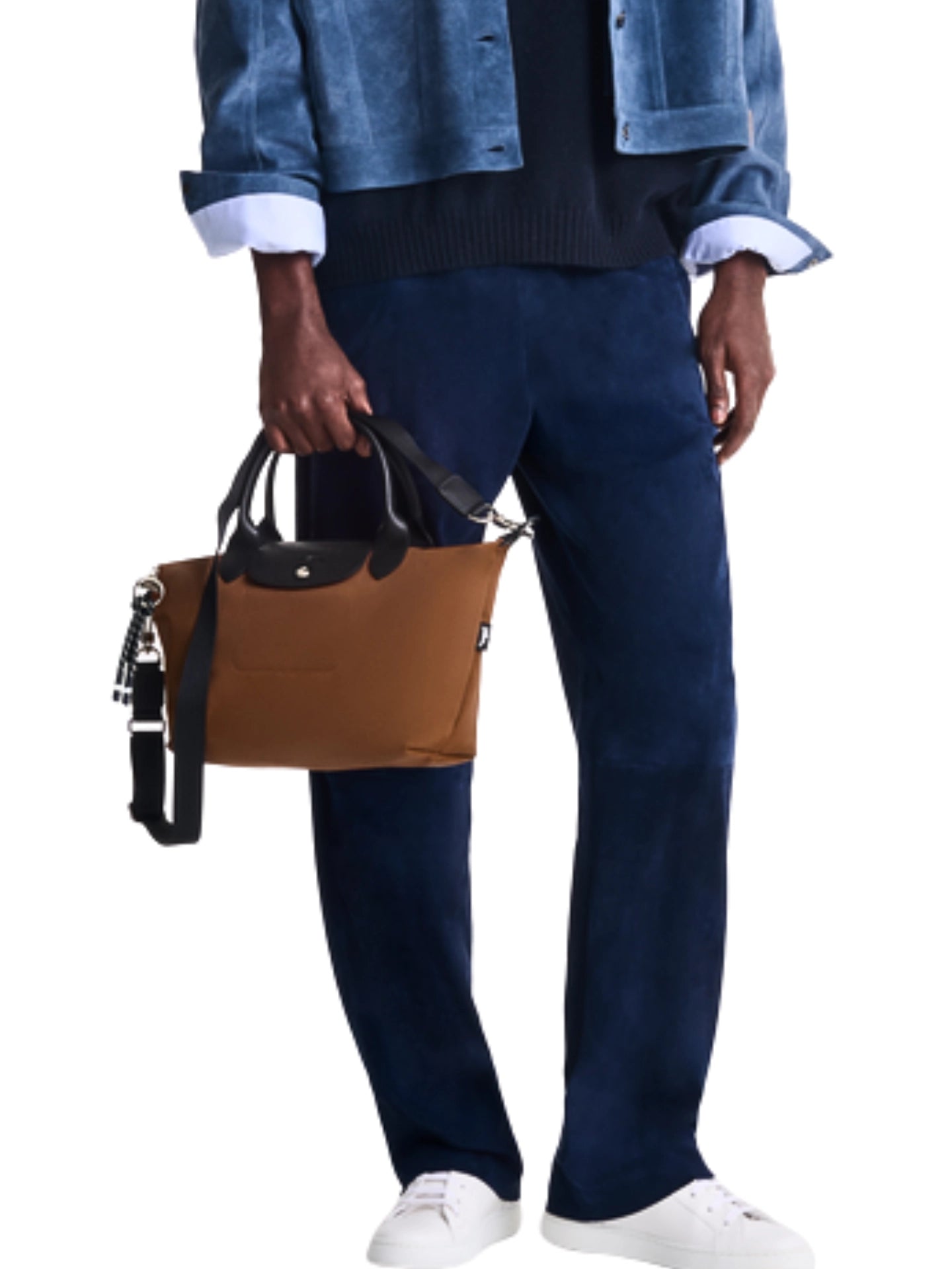 on-model-Longchamp-Le-Pliage-Energy-Small-Top-Handle-Bag-Chocolate