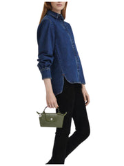 on-model-Longchamp-Le-Pliage-Green-Pouch-With-Handle-Forest-balilene