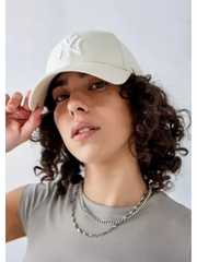 on-model-MLB-Cap-Cream-And-Logo-NY-White
