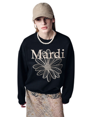 on-model-Mardi-Mercredi-Sweatshirt-Flowermardi-Needlework-Black-Beige