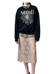 on-model-Mardi-Mercredi-Sweatshirt-Flowermardi-Needlework-Black-Beige