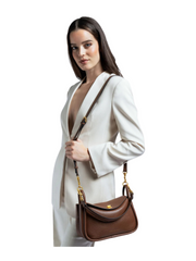 on-model-Smaak-Amsterdam-Cliff-Ladies-Bag-Camel