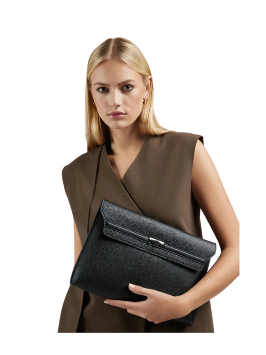 on-model-Smaak-Amsterdam-Cole-Black