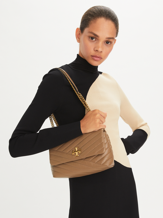 on-model-Tory-Burch-Kira-Chevron-Small-Convertible-Shoulder-Bag-Pebblestone