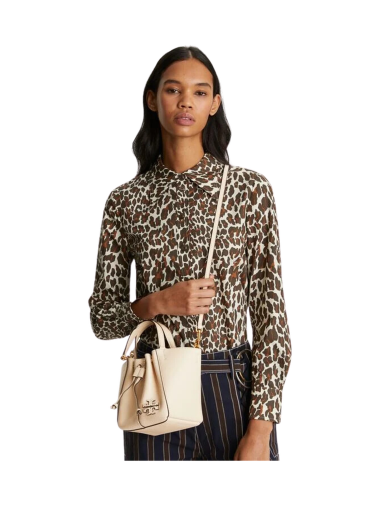 on-model-Tory-Burch-McGraw-Mini-Dragonfly-Brie