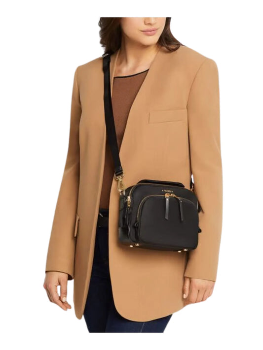 on-model-Tumi-Voyageur-Troy-Tamy-Crossbody-Bag-BlackWEBP