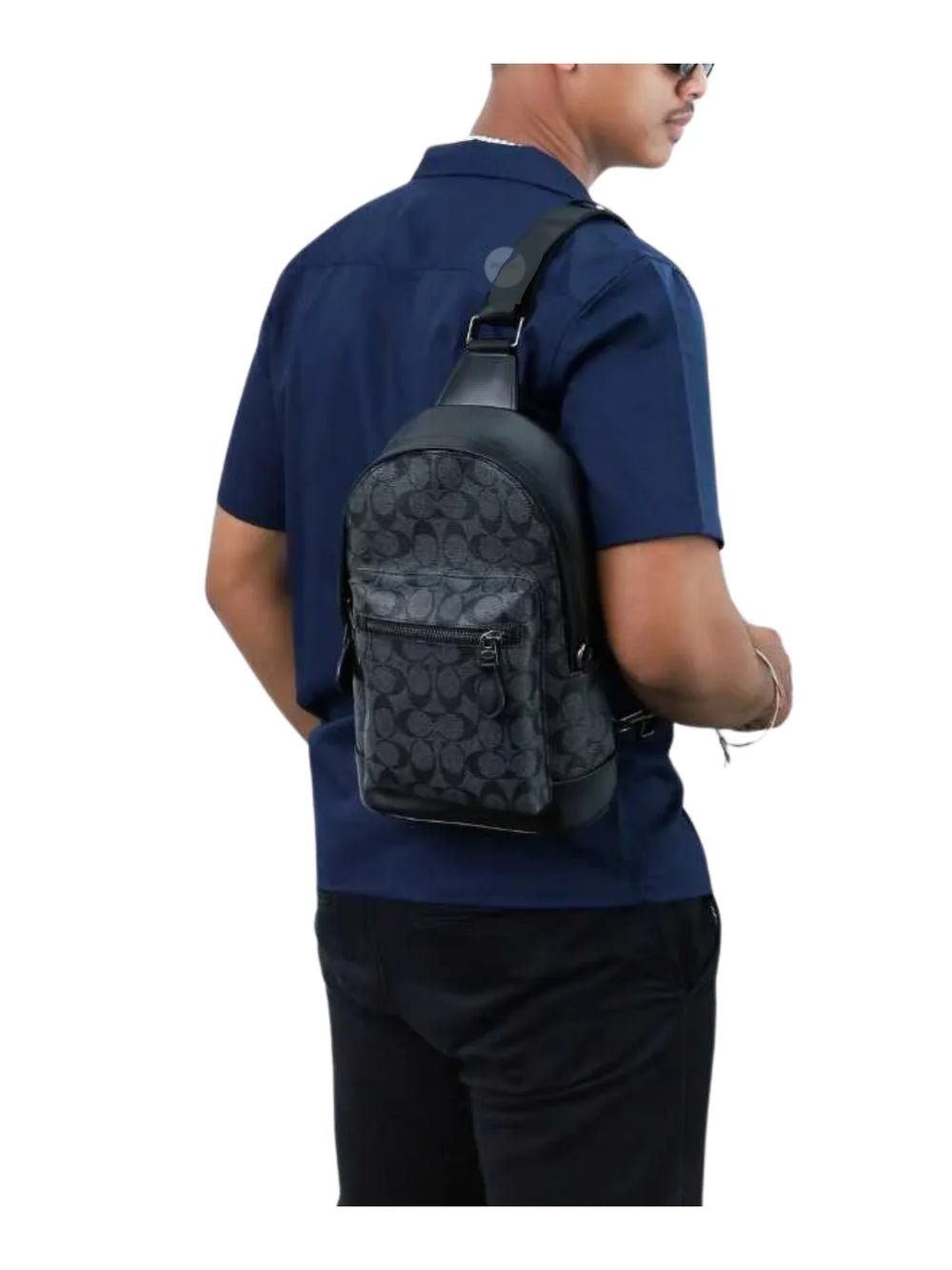 on-model1-Coach-West-Pack-In-Signature-Canvas-Charcoal-BlackWEBP