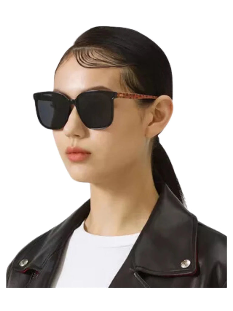 on-model1-MCM-MCMMCM718SLB005-Square-Womens-Sunglasses-Black-Cognac