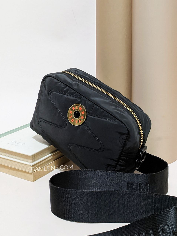 on-produk-Bimba-Y-Lola-222BBLJ1M.T9000-Small-Black-Nylon-Crossbody-Bag