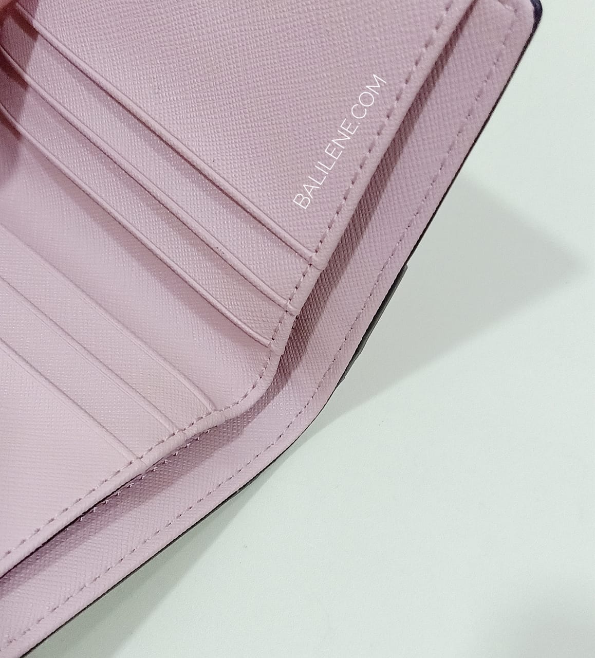 Kate Spade WLRU5487 Small Zip Bifold Wallet By The Pool Multi