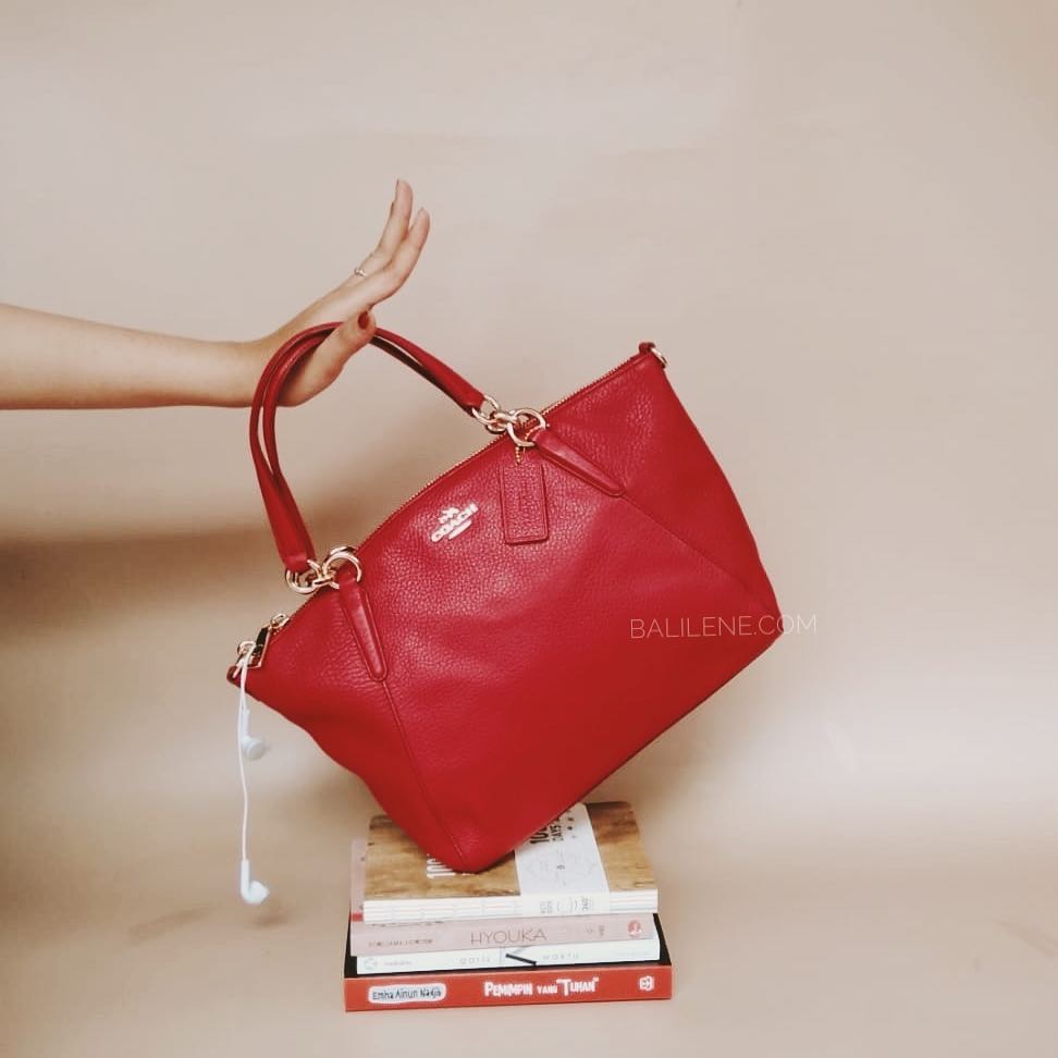 Coach Small Kelsey In Pebble Leather True Red