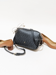 Aigner 132280 50-0002 Logo Crossover Bag Black