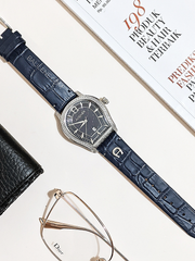 Aigner Bergamo A137101 Navy Dial Leather Strap Watch