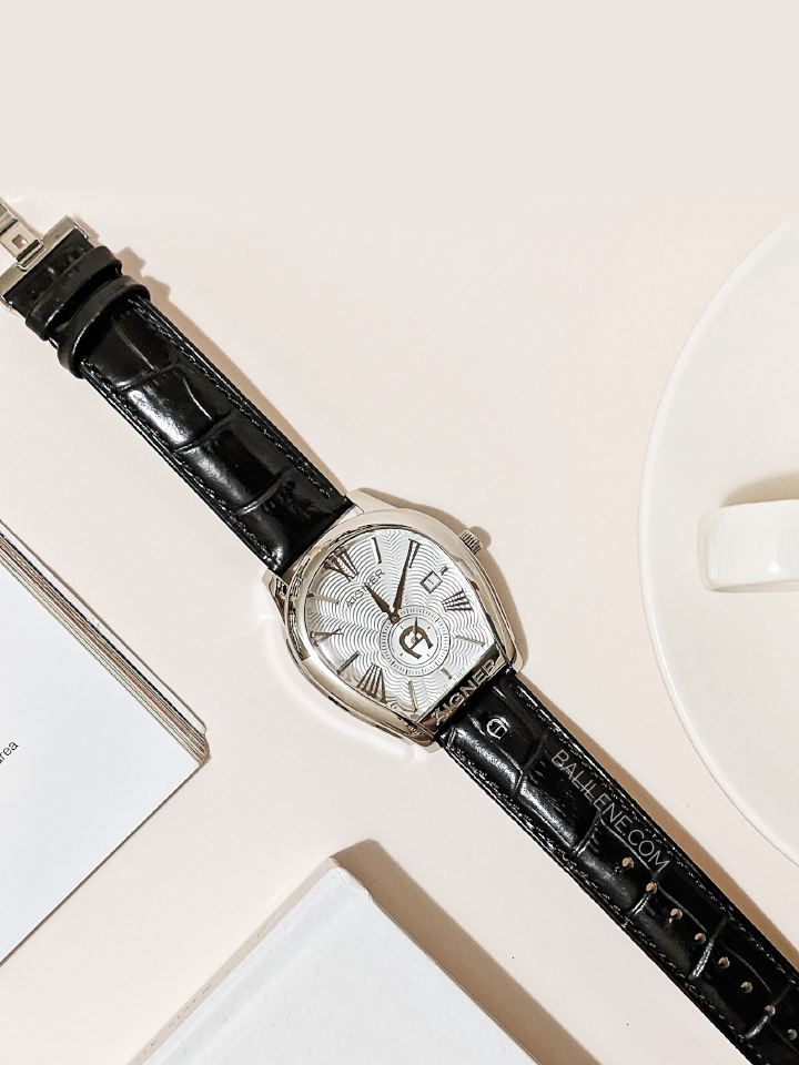 Aigner Milano A131101 White Dial Leather Strap Watch