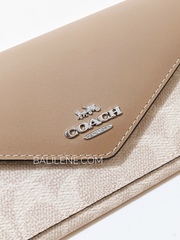    Coach-31547-Soft-Wallet-In-Colorblock-Signature-Canvas-Sand-Taupe-Balilene-detail-logo