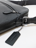 Coach-4011-Houston-Flight-Bag-Gunmetal-Black-Balilene-detail-samping