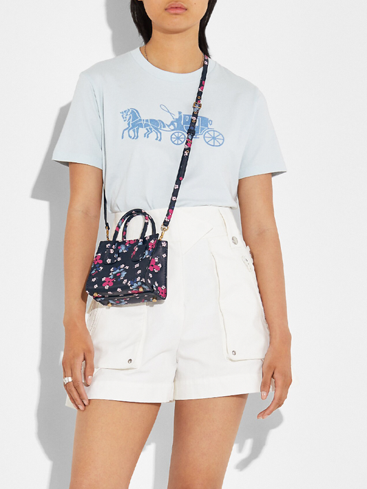    Coach-747-Cashin-Carry-Tote-14-With-Blocked-Floral-Print-Balilene-onmodel