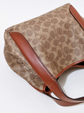    Coach-79251-Hadley-Hobo-21-In-Signature-Canvas-Tan-Rust-Balilene-detail-belakang