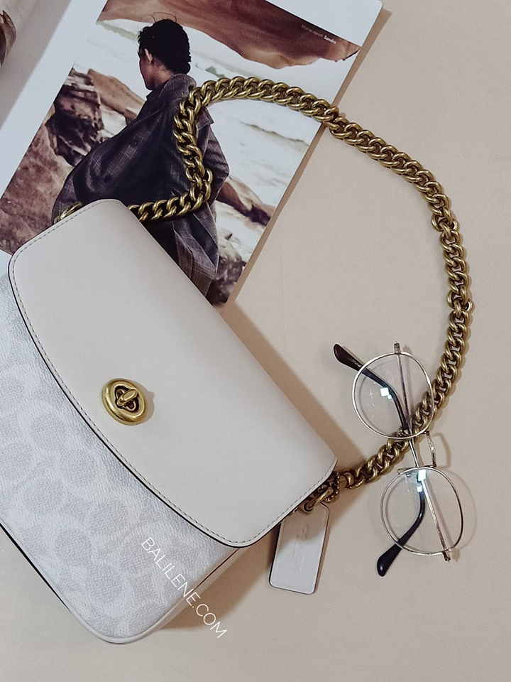 Coach 89089 Cassie Crossbody 19 In Signature Canvas Chalk