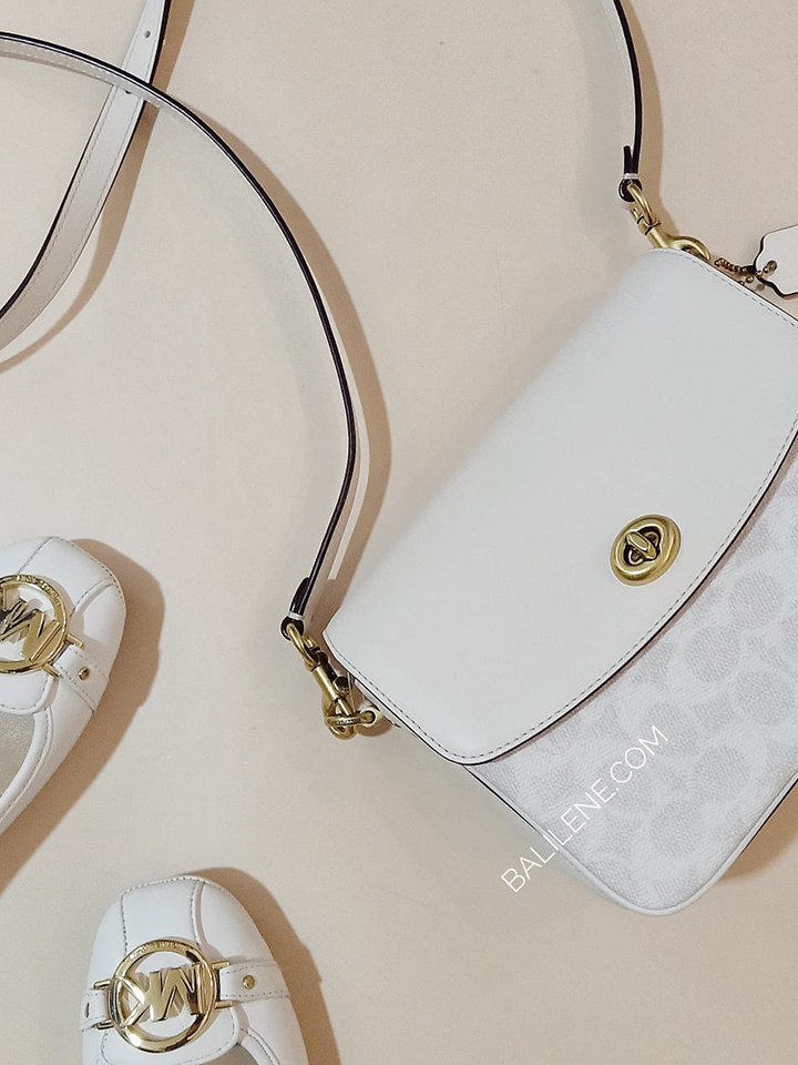 Coach 89089 Cassie Crossbody 19 In Signature Canvas Chalk