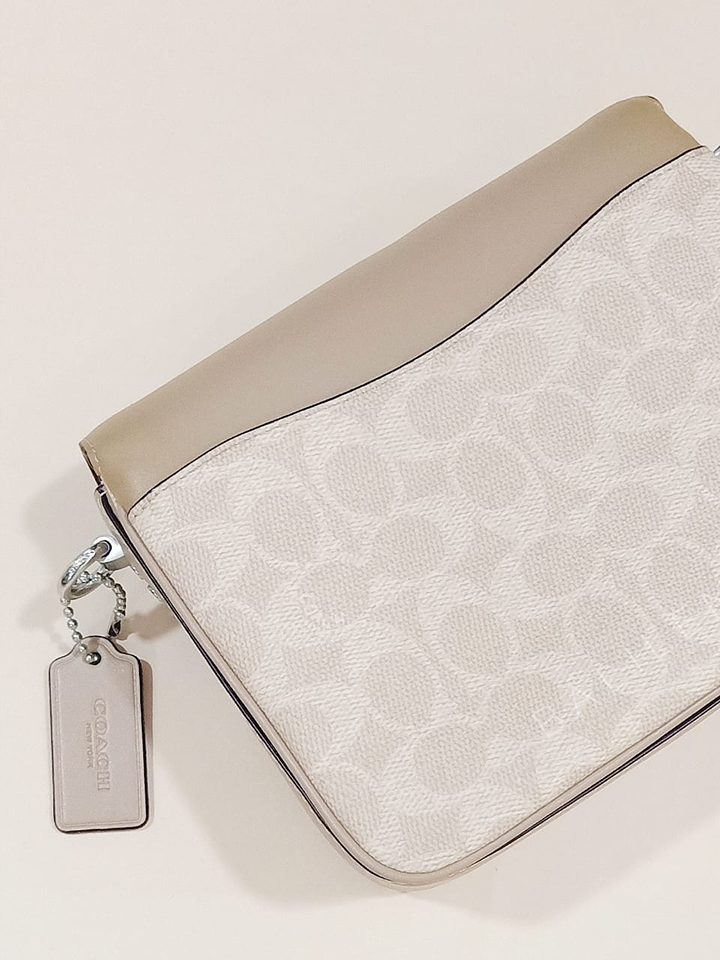 Coach 89089 Cassie Crossbody 19 In Signature Canvas Sand Taupe