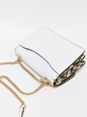 Coach-90400-Klare-Crossbody-In-Signature-Canvas-With-Rivets-Light-Khaki-Multi-Balilene-detail-belakang