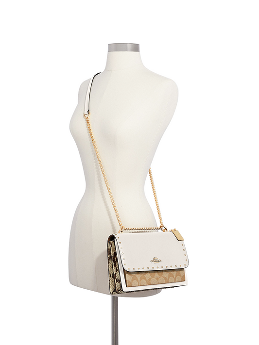    Coach-90400-Klare-Crossbody-In-Signature-Canvas-With-Rivets-Light-Khaki-Multi-Balilene-onmodel