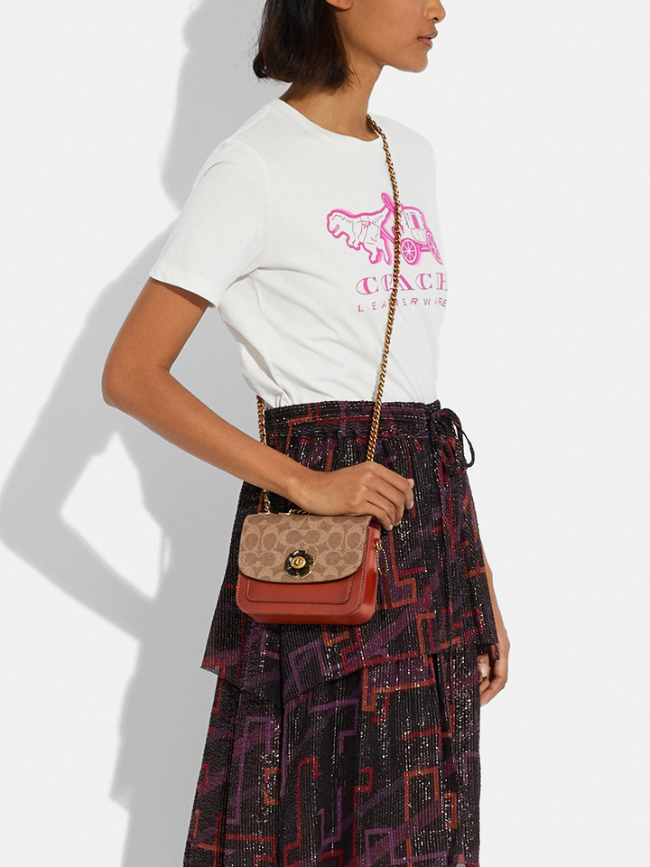    Coach-C0829-Madison-Shoulder-Bag-16-In-Signature-Canvas-Tan-Rust-Balilene-onmodel