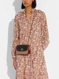    Coach-C2462-Madison-Shoulder-Bag-16-In-Signature-Canvas-With-Rivets-Balilene-onmodel
