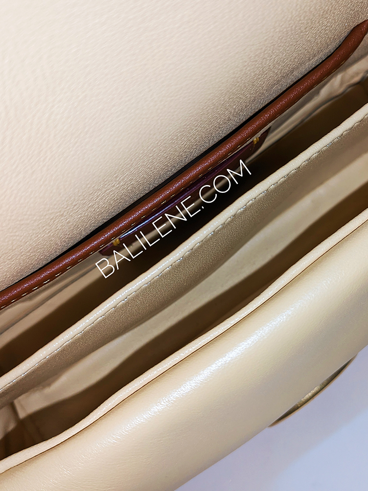       Coach-C3880-Pillow-Tabby-Shoulder-Bag-18-Vanilla-Balilene-detail-dalam
