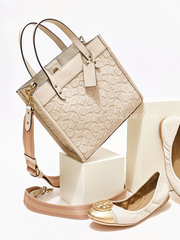 Coach-C4829-Field-Tote-22-In-Signature-Leather-New-Ivory-Balilene-detail-depan